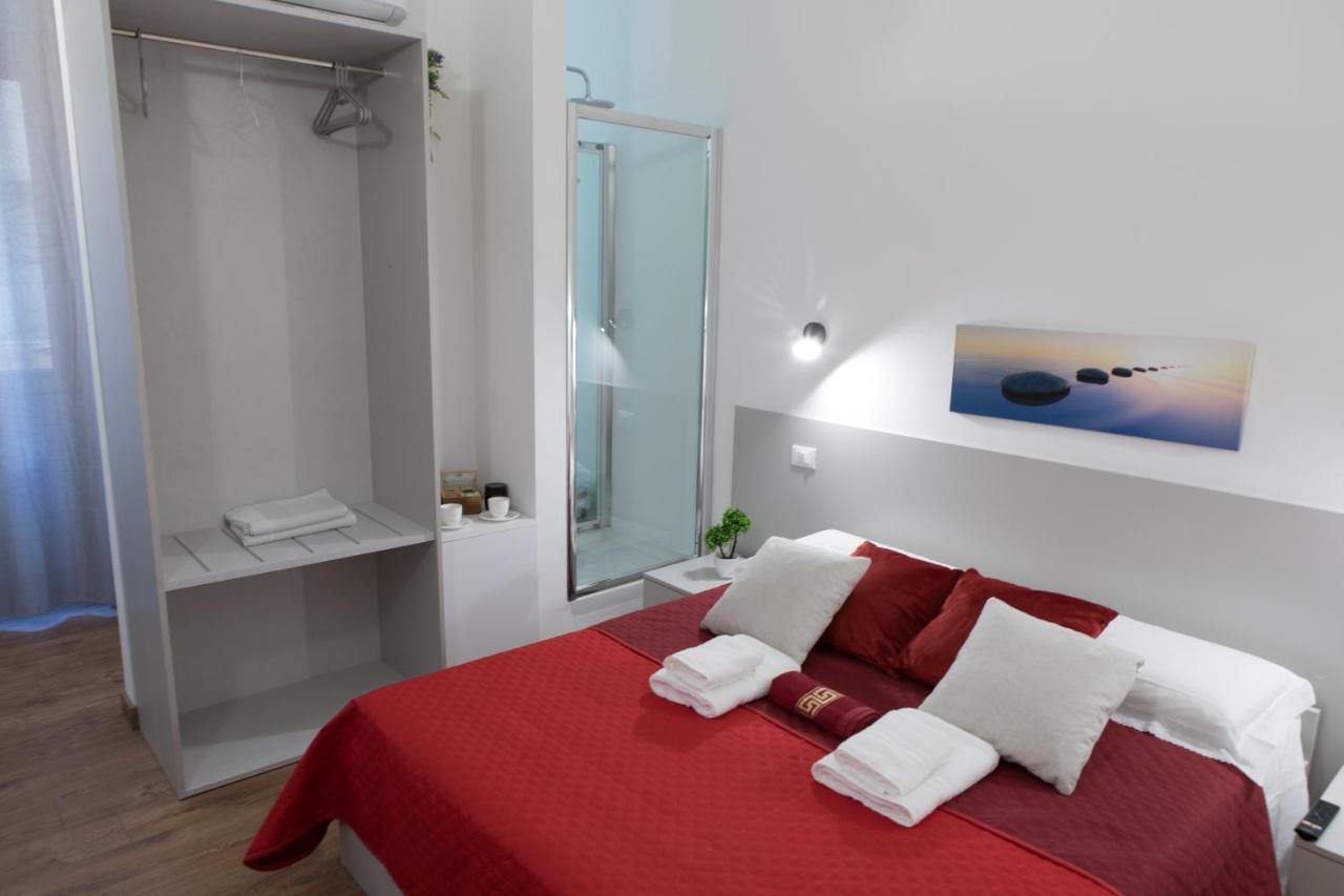 טרצ'ינה Luxury Suite - Teatro Romano - Duomo - Centro Storico Wi-Fi מראה חיצוני תמונה